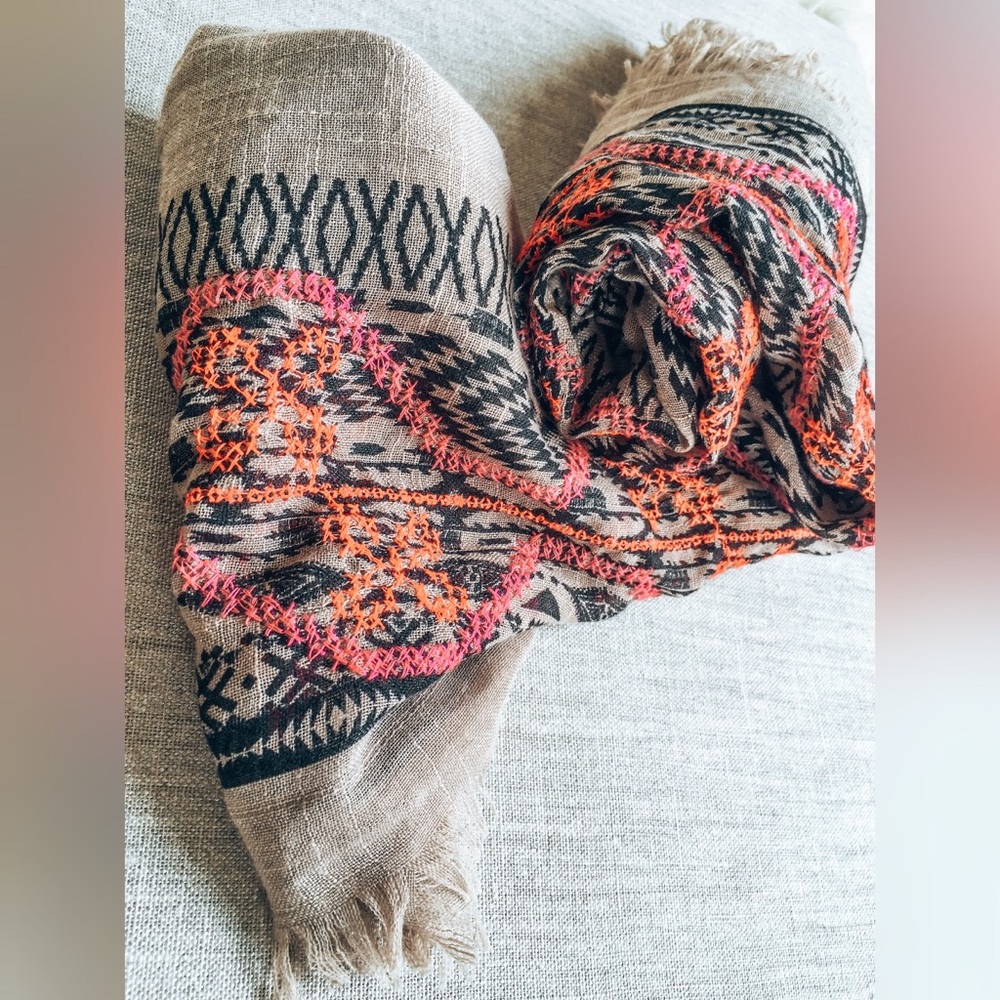 Boho ⭐️ Embroidered Scarf